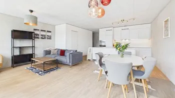 Helle 4.5-Zi.-Maisonette mit Aussenbereich in Zürich mieten