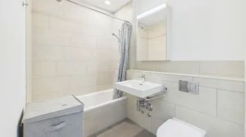 Helle 4.5-Zi.-Maisonette mit Aussenbereich in Zürich mieten