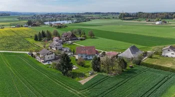Exklusives Wohnerlebnis mit traumhaftem Blick ins Grüne