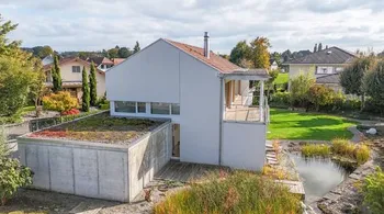 Licht, Ruhe und Harmonie – modernes Wohnen auf höchstem Niveau
