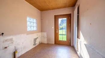 Duplexwohnung im Altbaustil mit Traumterrasse & Ausbaupotenzial