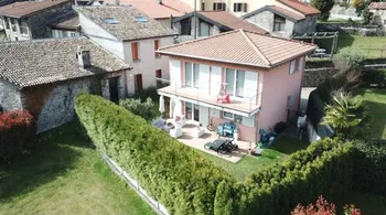 Casa 5.5 locali del 2008 con giardino e terrazza a Sigirino