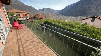 Casa 5.5 locali del 2008 con giardino e terrazza a Sigirino
