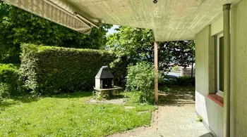 4.5-Zi. Gartenwohnung mit grossem Garten in Studen BE kaufen
