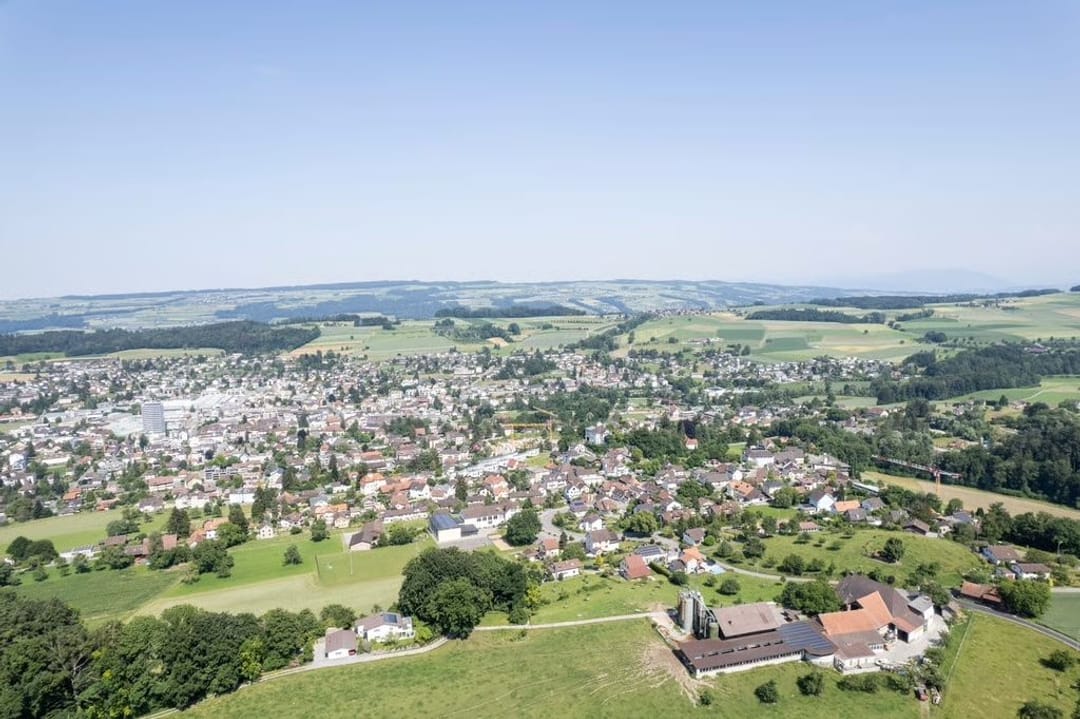 Menziken AG mit S-Bahn-Anschluss S14