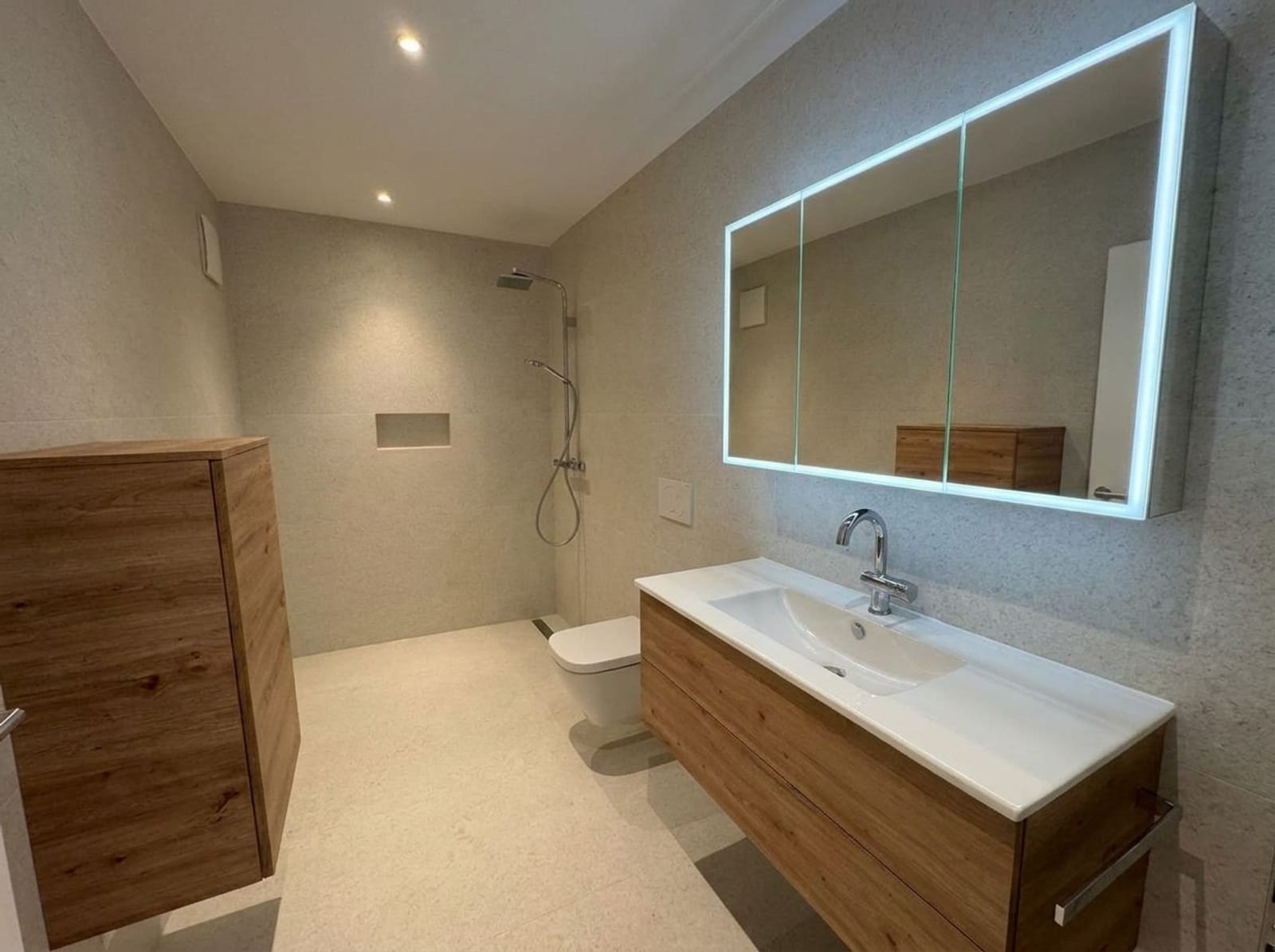 Exklusive 4.5-Zimmer-Wohnung in sonniger Hanglage von Grellingen — Ansicht 22