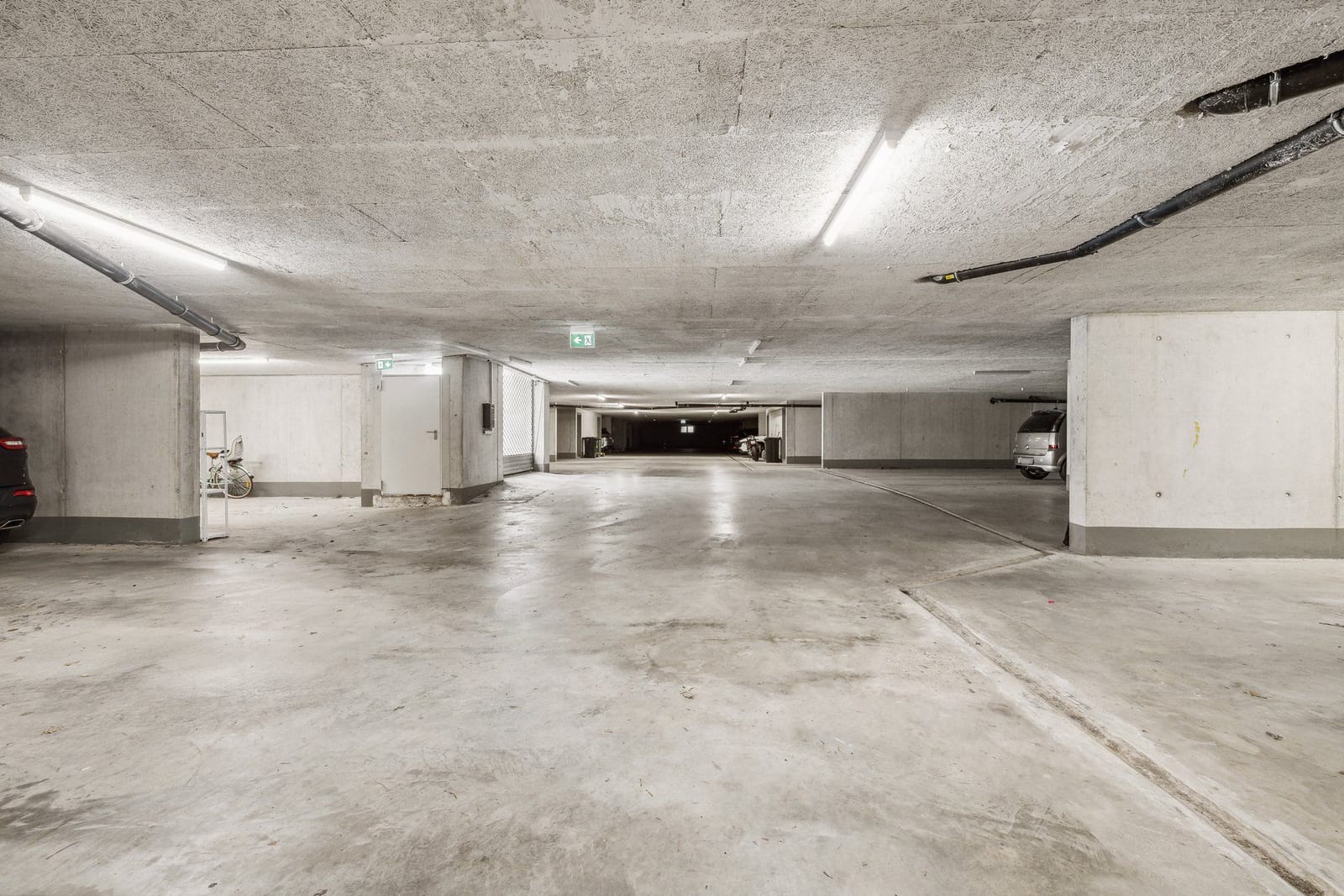 Stilvolles Wohnen: 5.5-Zimmer-Doppelhaus mit Wintergarten — Ansicht 16