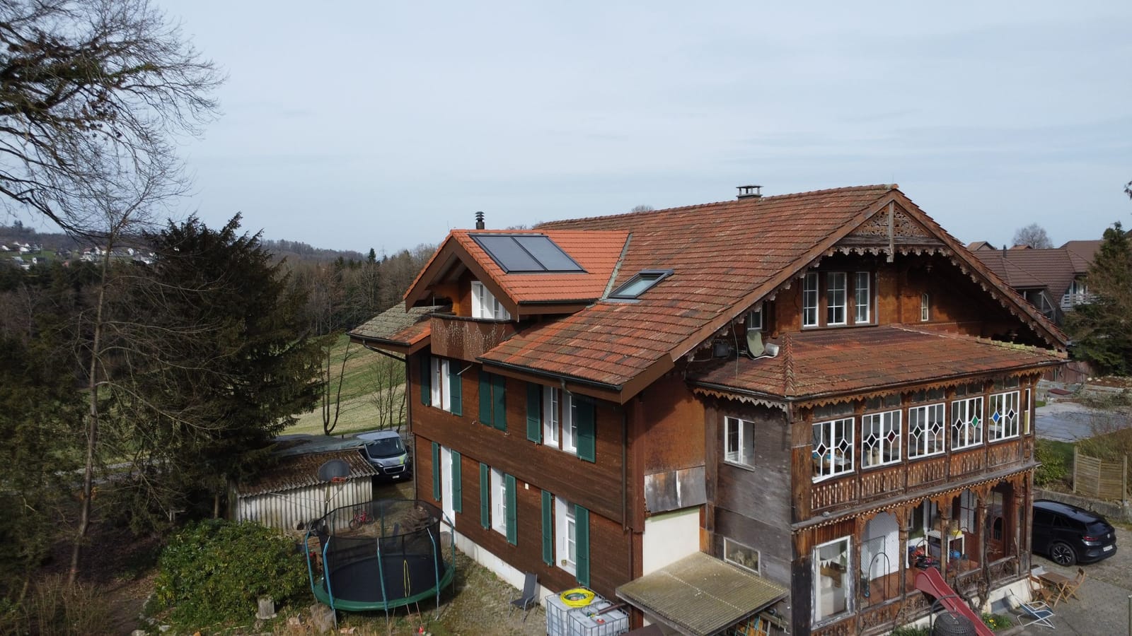 Vollvermietetes MFH mit Potenzial in Safenwil - 3 Einheiten und Bauland! — Ansicht 4