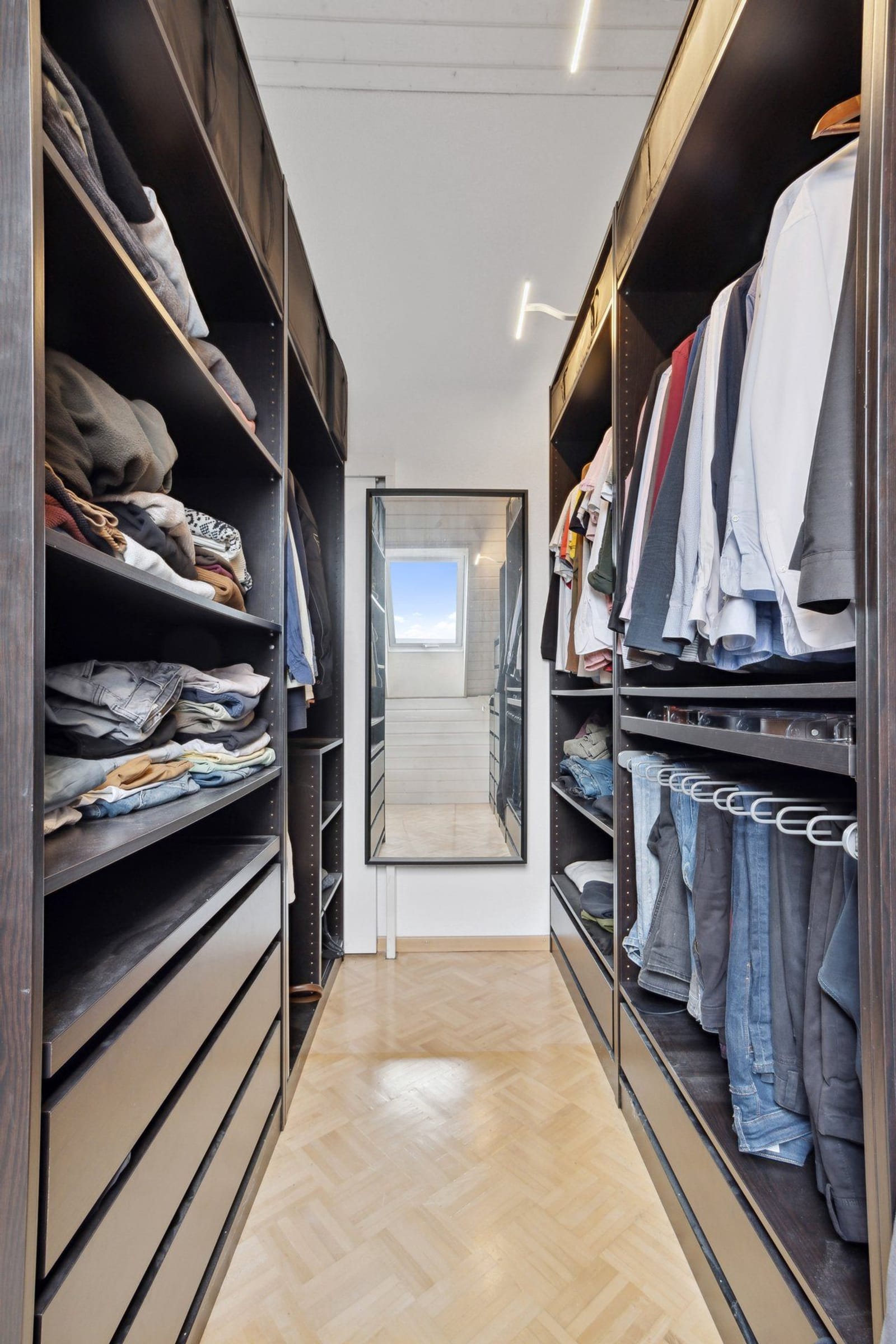 Exklusive 3,5-Zimmer-Wohnung nahe Zürich – modern & stilvoll — Ansicht 11