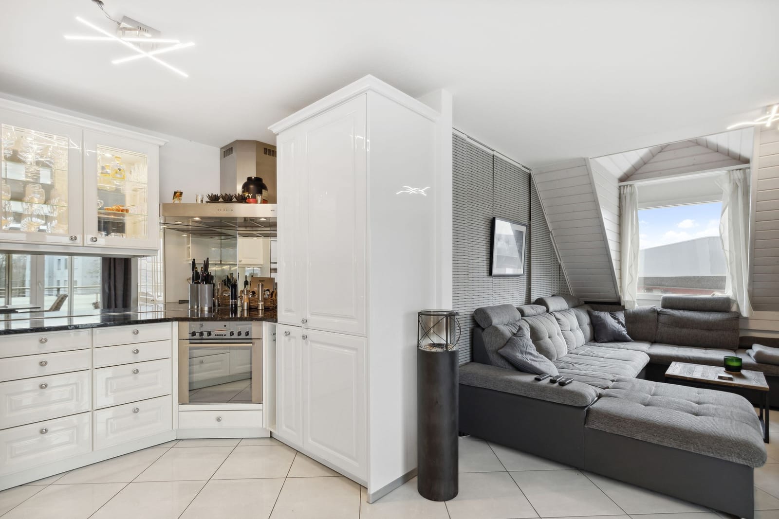 Exklusive 3,5-Zimmer-Wohnung nahe Zürich – modern & stilvoll — Ansicht 6