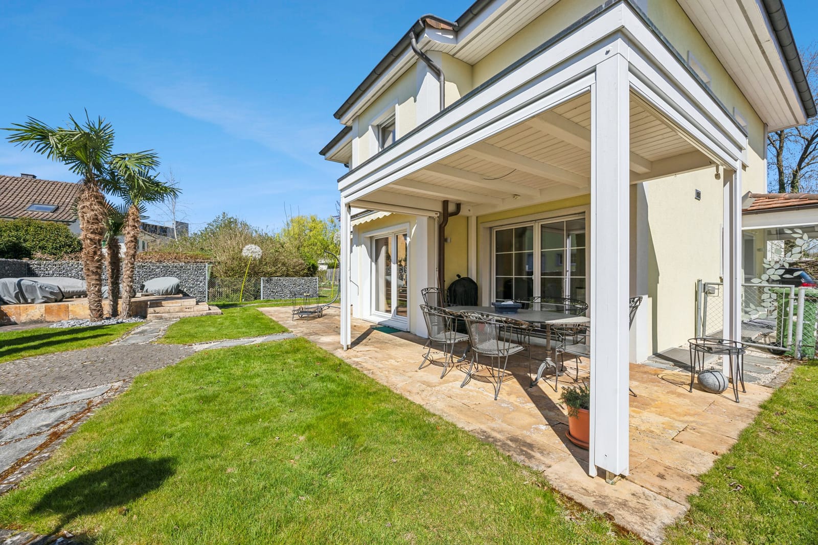 Gepflegtes Einfamilienhaus in Suhr – ruhige Wohnlage, modernes Ambiente und durchdachte Architektur — Ansicht 16