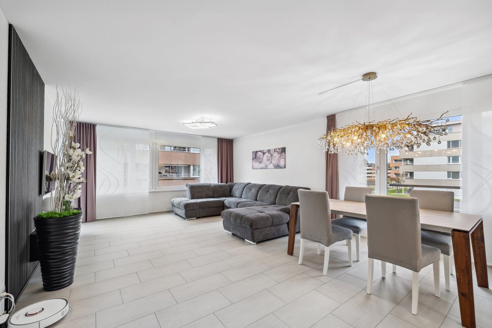 5.5-Zimmer-Wohnung in Oberentfelden - modern mit grossem Balkon — Ansicht 2