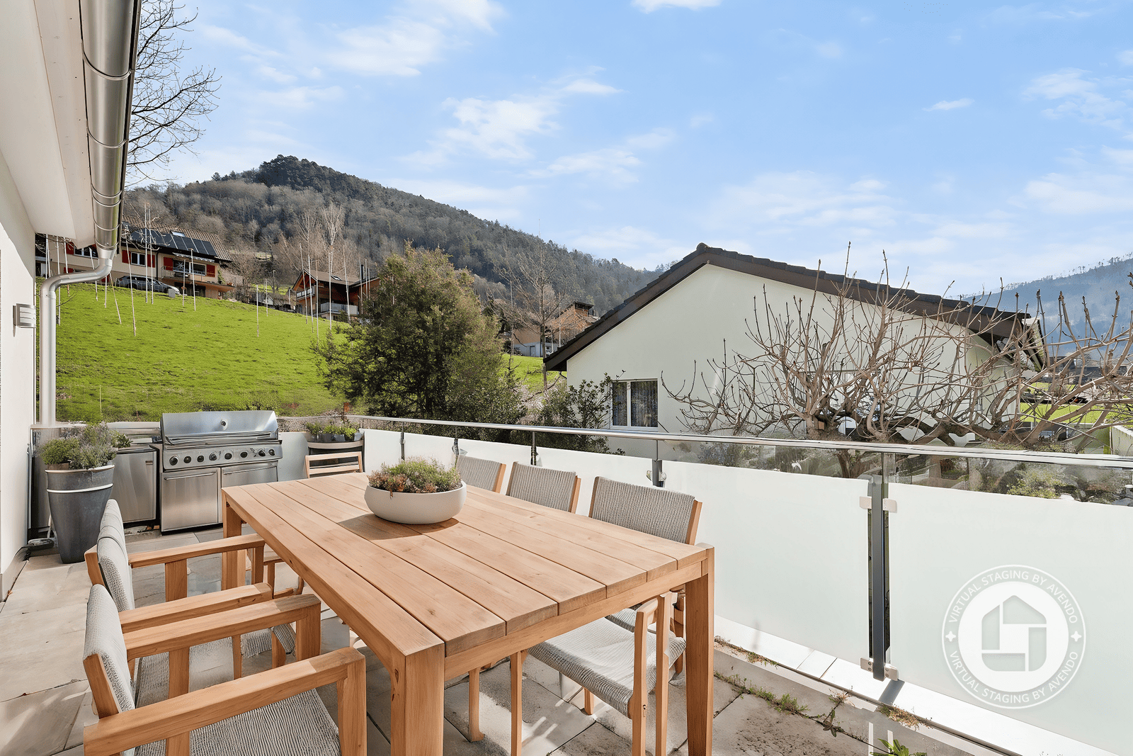Stilvolles Wohnen: 5.5-Zimmer-Doppelhaus mit Wintergarten — Ansicht 10