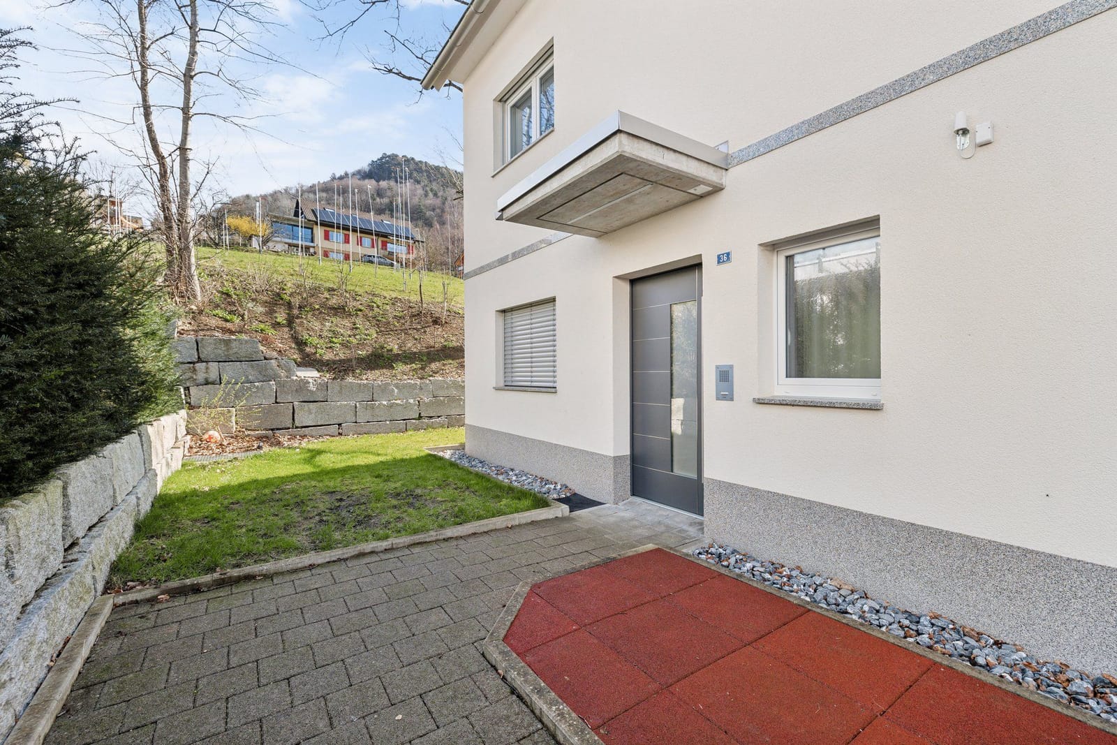 Stilvolles Wohnen: 5.5-Zimmer-Doppelhaus mit Wintergarten — Ansicht 14
