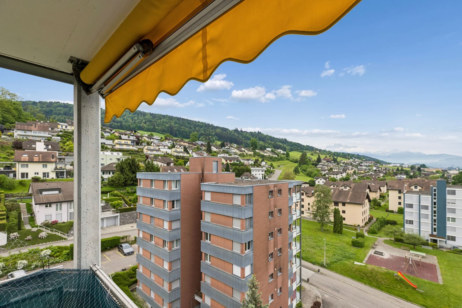 BANKENGEPRÜFT: Panorama-Weitsicht & Sonnenuntergang im obersten Stock — Ansicht 18