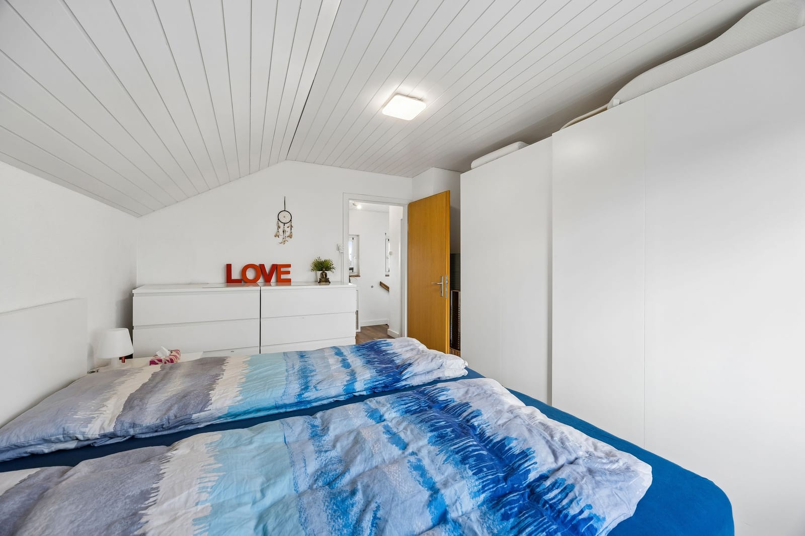 Einfamilienhaus mit Gartenidylle, grossem Aussenbereich und spannendem Ausbaupotenzial — Ansicht 21