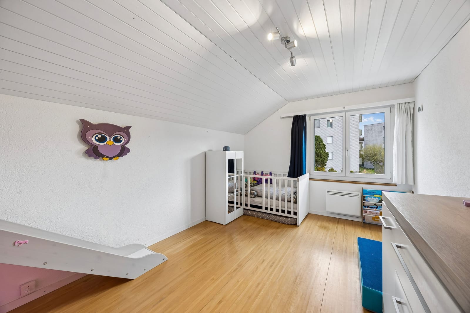 Einfamilienhaus mit Gartenidylle, grossem Aussenbereich und spannendem Ausbaupotenzial — Ansicht 23