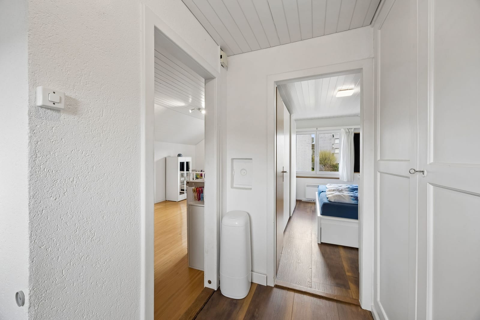 Einfamilienhaus mit Gartenidylle, grossem Aussenbereich und spannendem Ausbaupotenzial — Ansicht 22