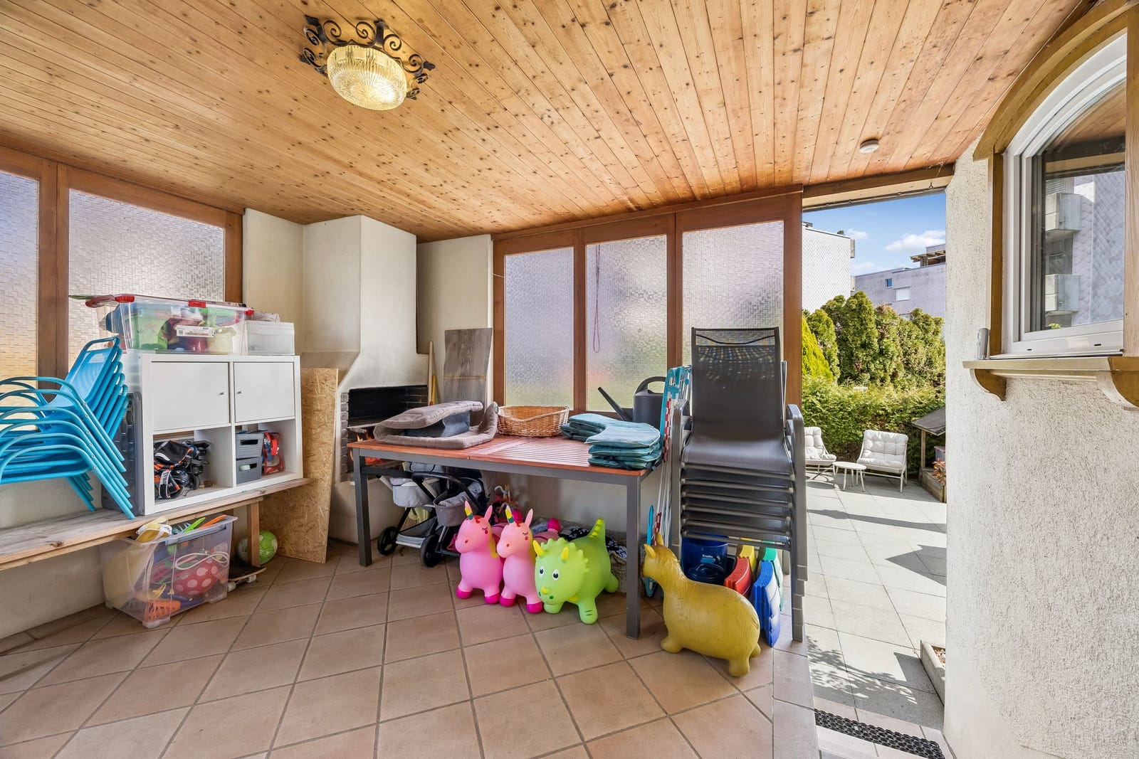 Einfamilienhaus mit Gartenidylle, grossem Aussenbereich und spannendem Ausbaupotenzial — Ansicht 26