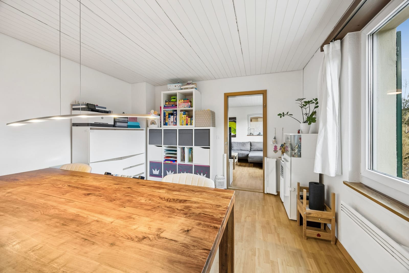 Einfamilienhaus mit Gartenidylle, grossem Aussenbereich und spannendem Ausbaupotenzial — Ansicht 13