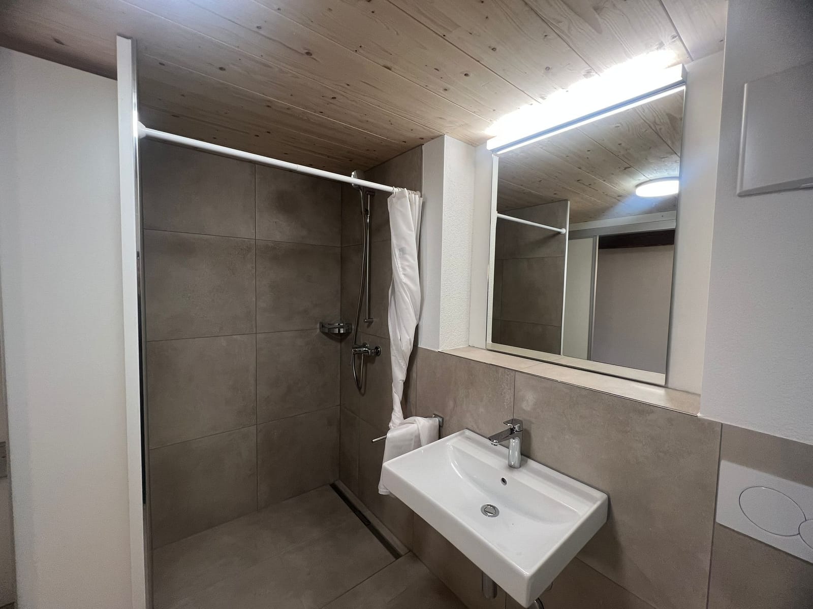 Moderne 2.5-Zimmer-Duplex in Stein AG mieten (Nr. 16) — Ansicht 5