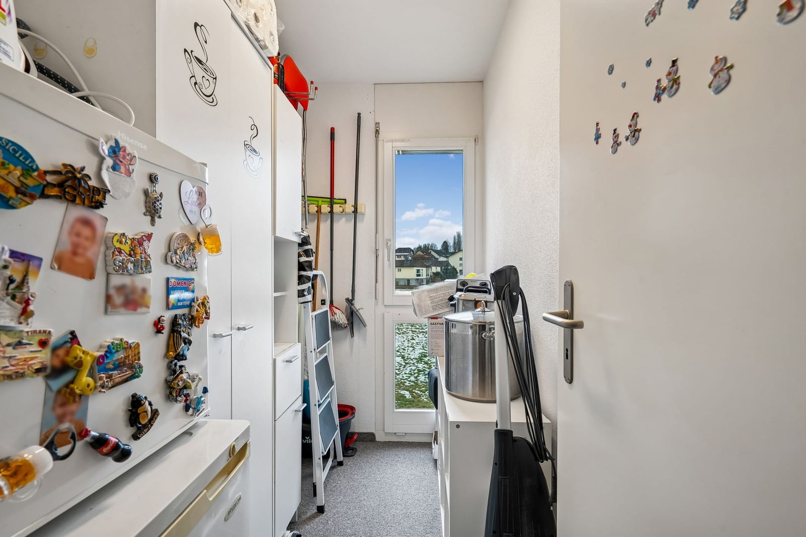 Familienfreundliche 5.5-Zimmer-Wohnung mit viel Raum und Komfort — Ansicht 11