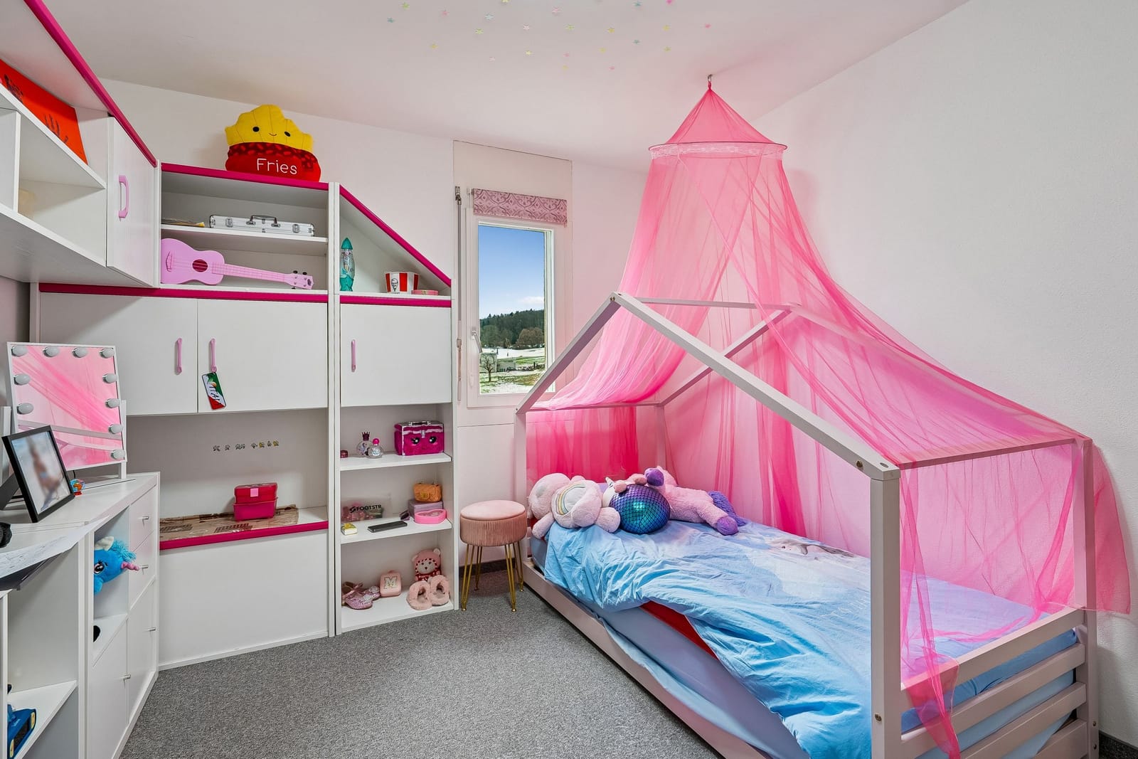 Familienfreundliche 5.5-Zimmer-Wohnung mit viel Raum und Komfort — Ansicht 7