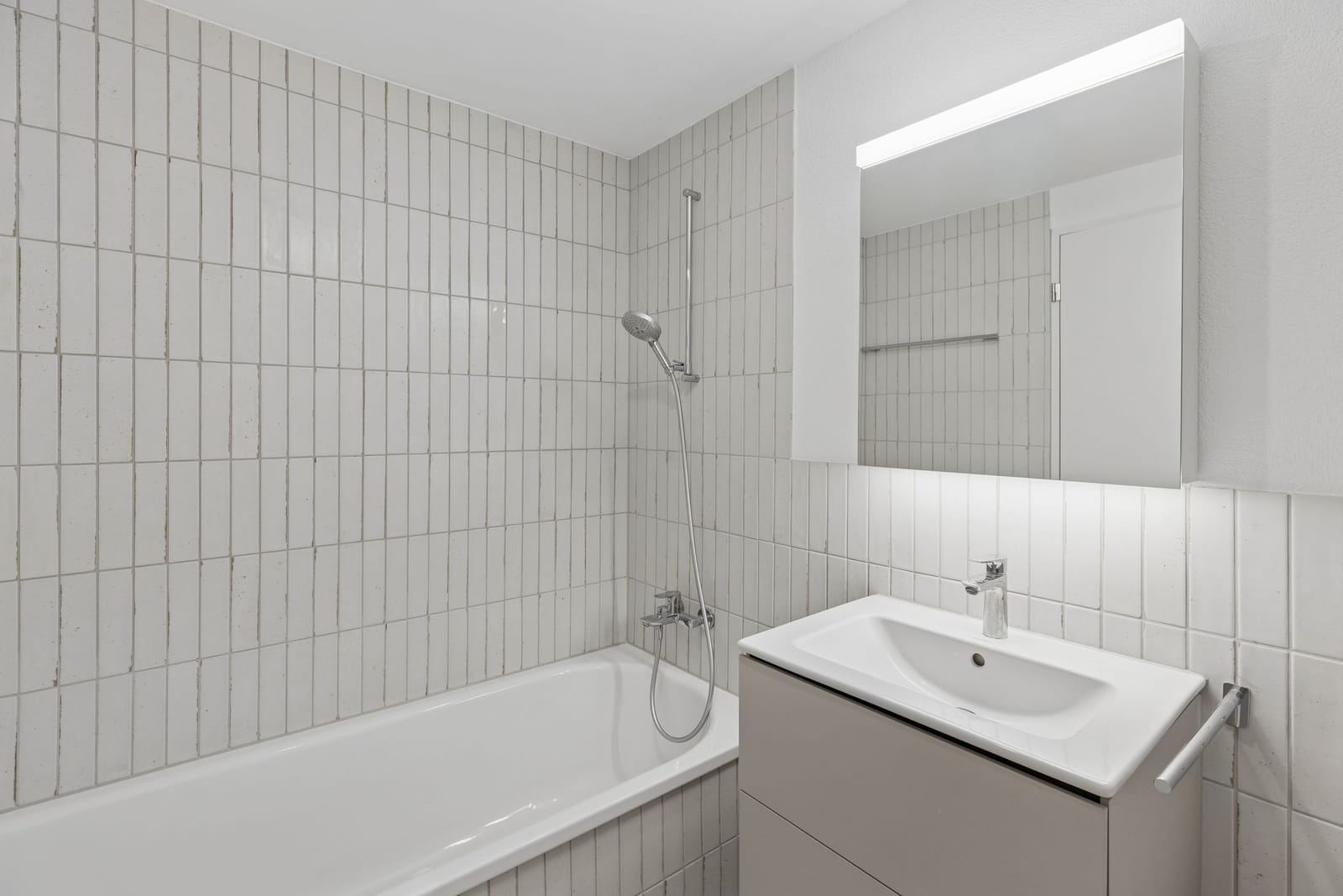 Moderne 3.5-Zimmer-Dachwohnung – lichtdurchflutet & einladend — Ansicht 13