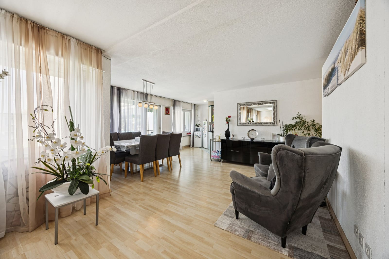 6.5-Zimmer-Dachwohnung – flexibel in 3.5- und 4.5-Zimmer-Wohnung teilbar. — Ansicht 3