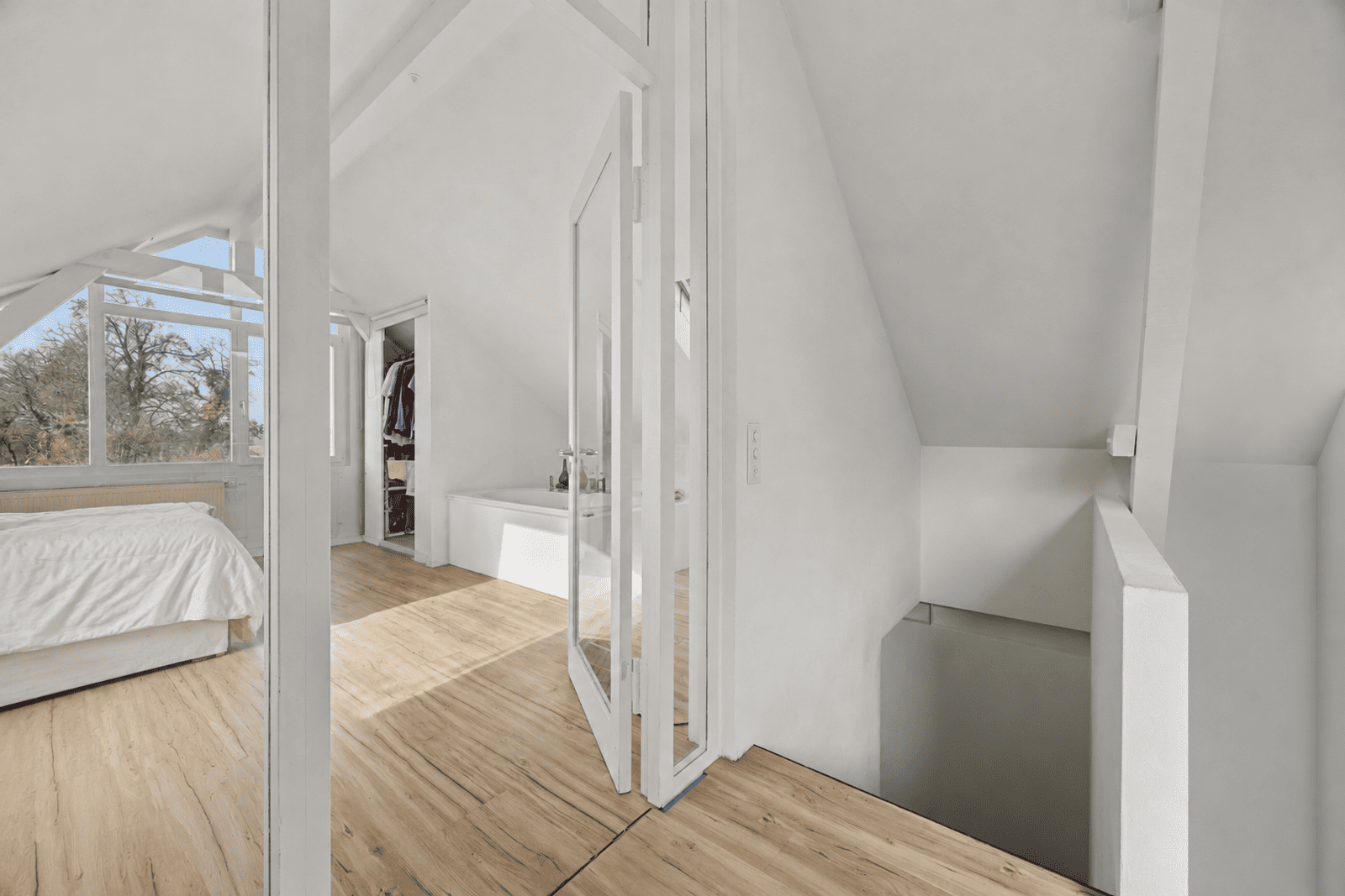 Ihr neues Zuhause: ruhig gelegen, grosszügig und voller Möglichkeiten! — Ansicht 9