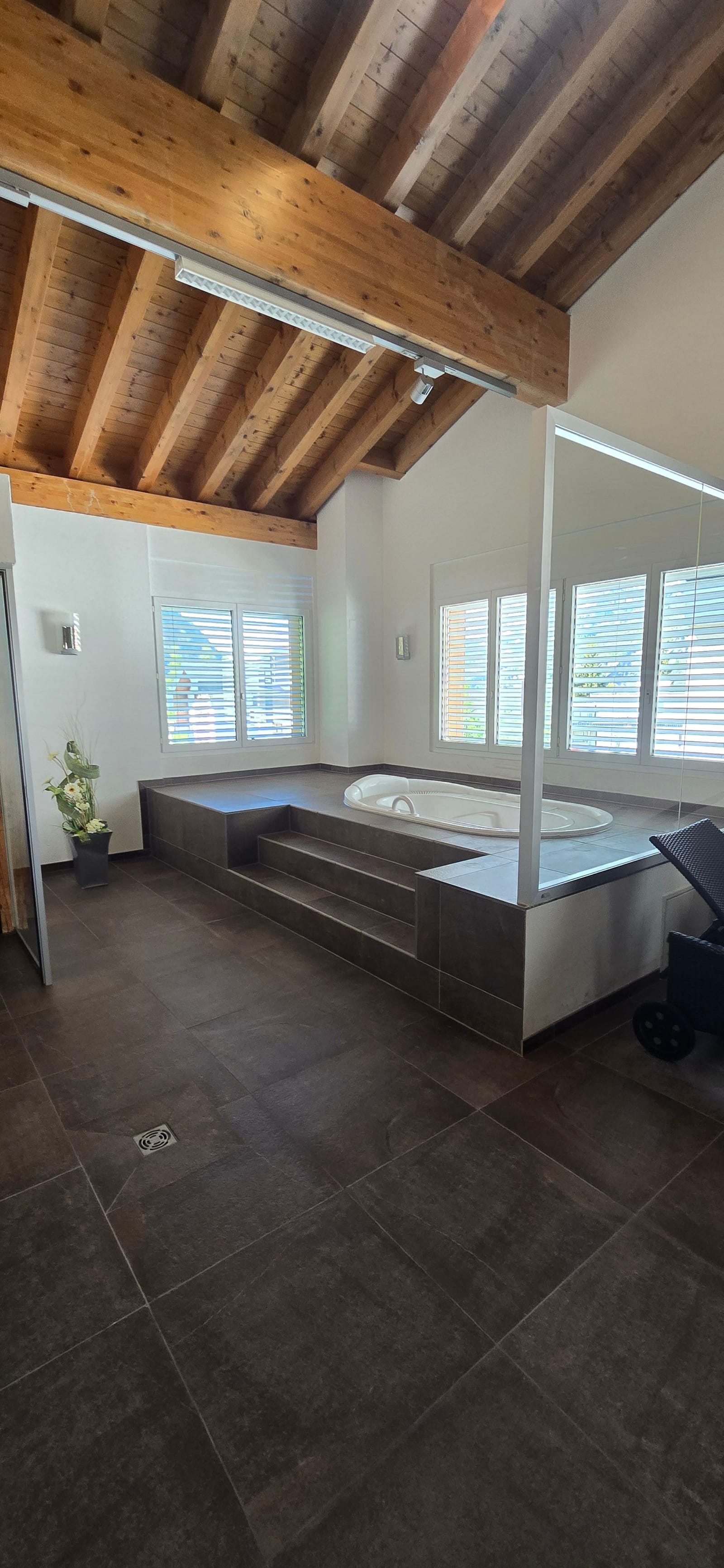 Ihr Rückzugsort in den Alpen: 4.5-Zimmer-Residenz in Leukerbad — Ansicht 13