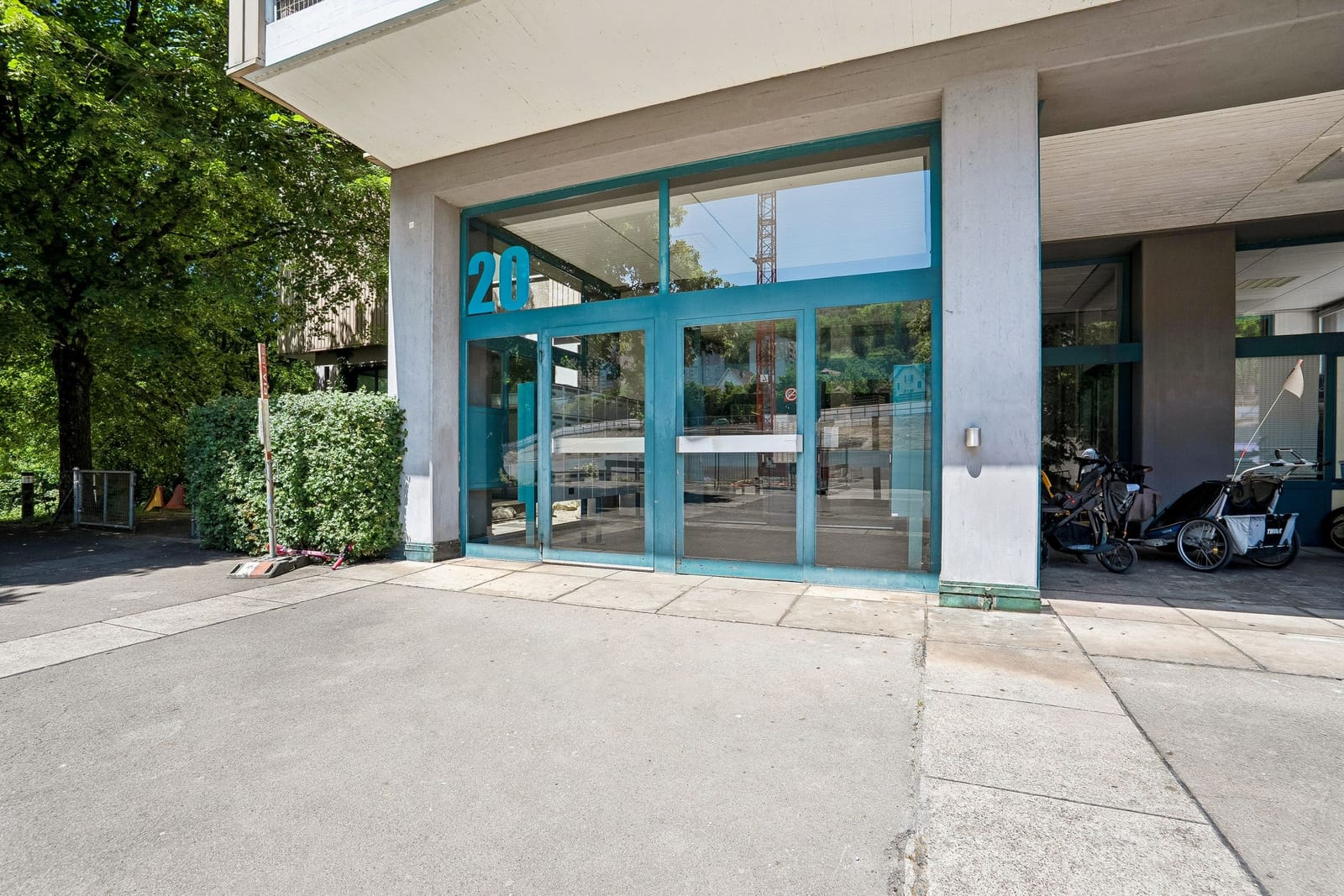 Wohnen über den Dächern von Baden – Exklusive 2.5-Zimmer-Wohnung mit Weitblick — Ansicht 16