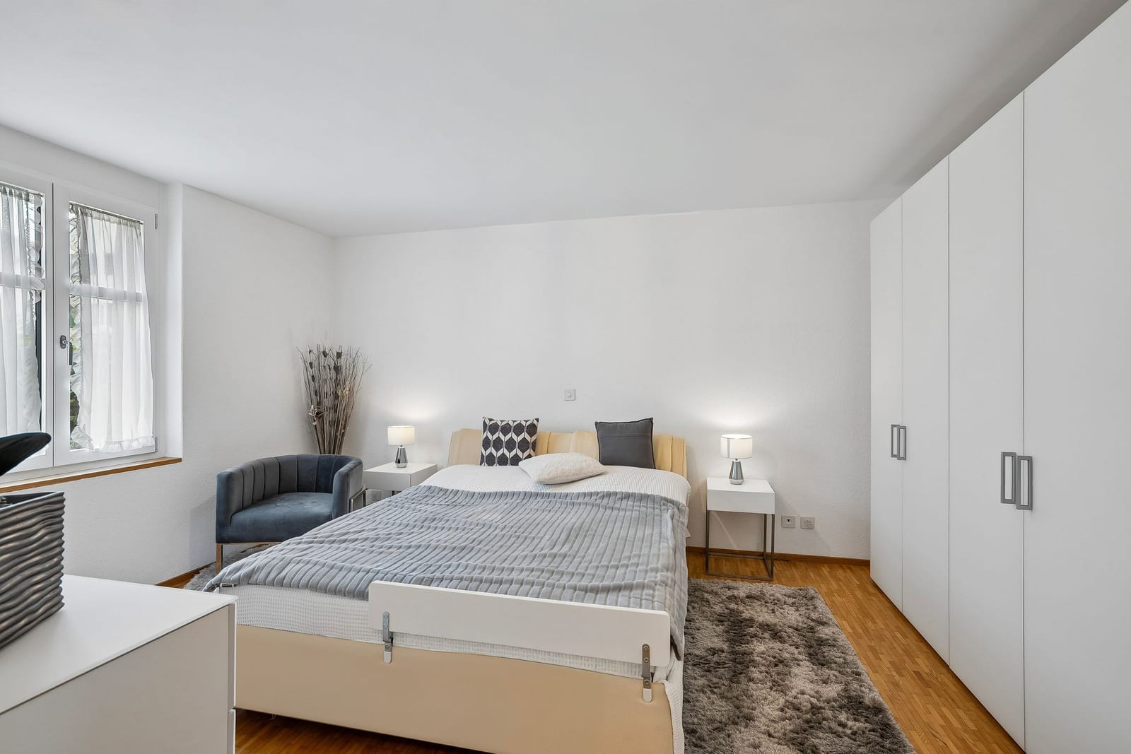 Gartenwohnung mit Einfamilienhausgefühl – 260 m² Privatgarten — Ansicht 7