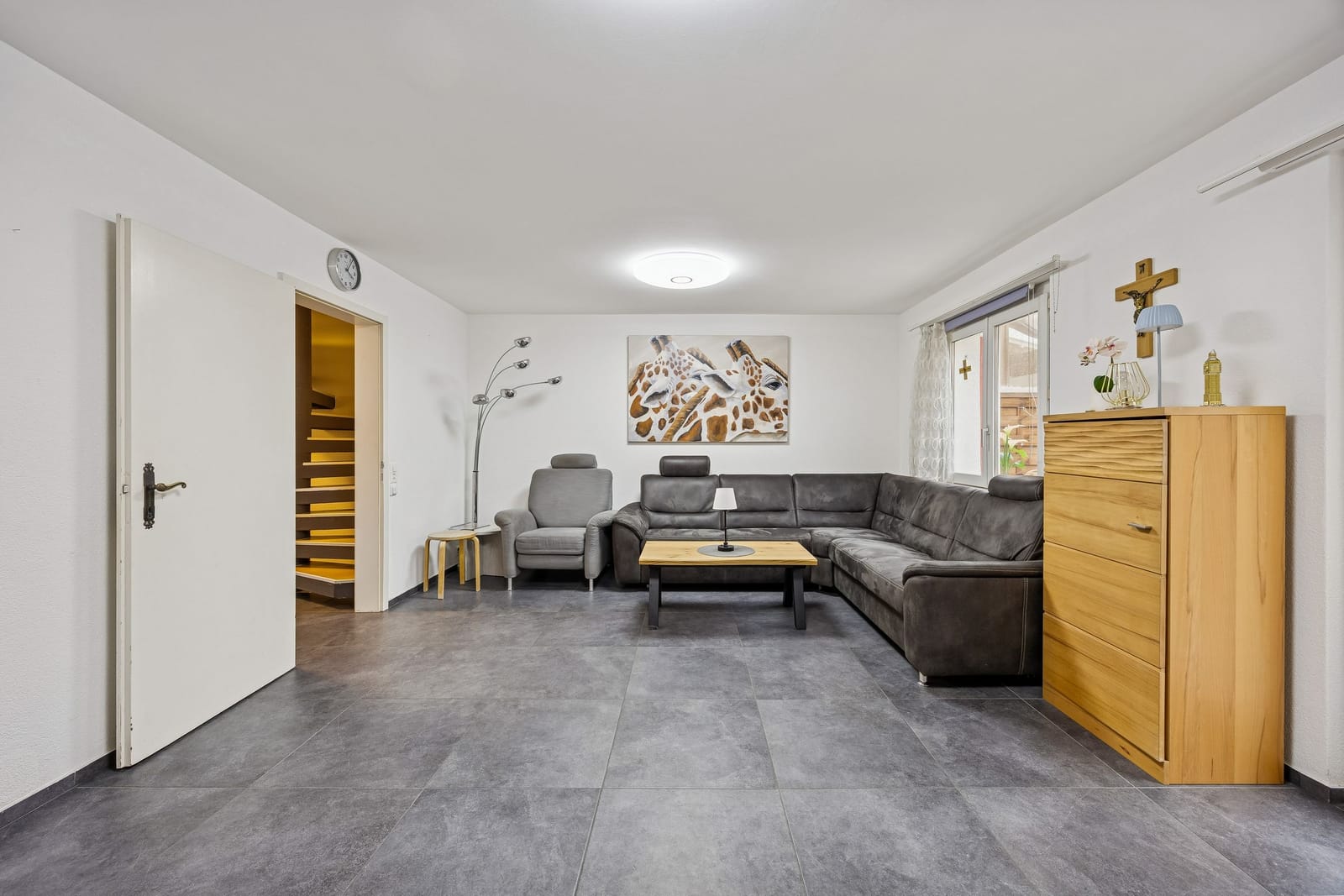 Renoviertes 5.5-Zimmer-Reihenhaus mit 166 m² Gesamtfläche & grosser Terrasse — Ansicht 27