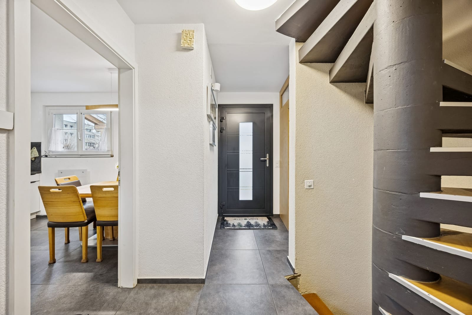 Renoviertes 5.5-Zimmer-Reihenhaus mit 166 m² Gesamtfläche & grosser Terrasse — Ansicht 29