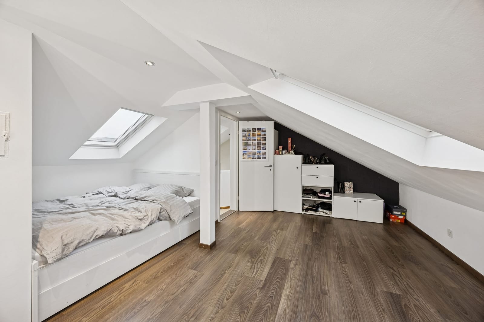 Renoviertes 5.5-Zimmer-Reihenhaus mit 166 m² Gesamtfläche & grosser Terrasse — Ansicht 18