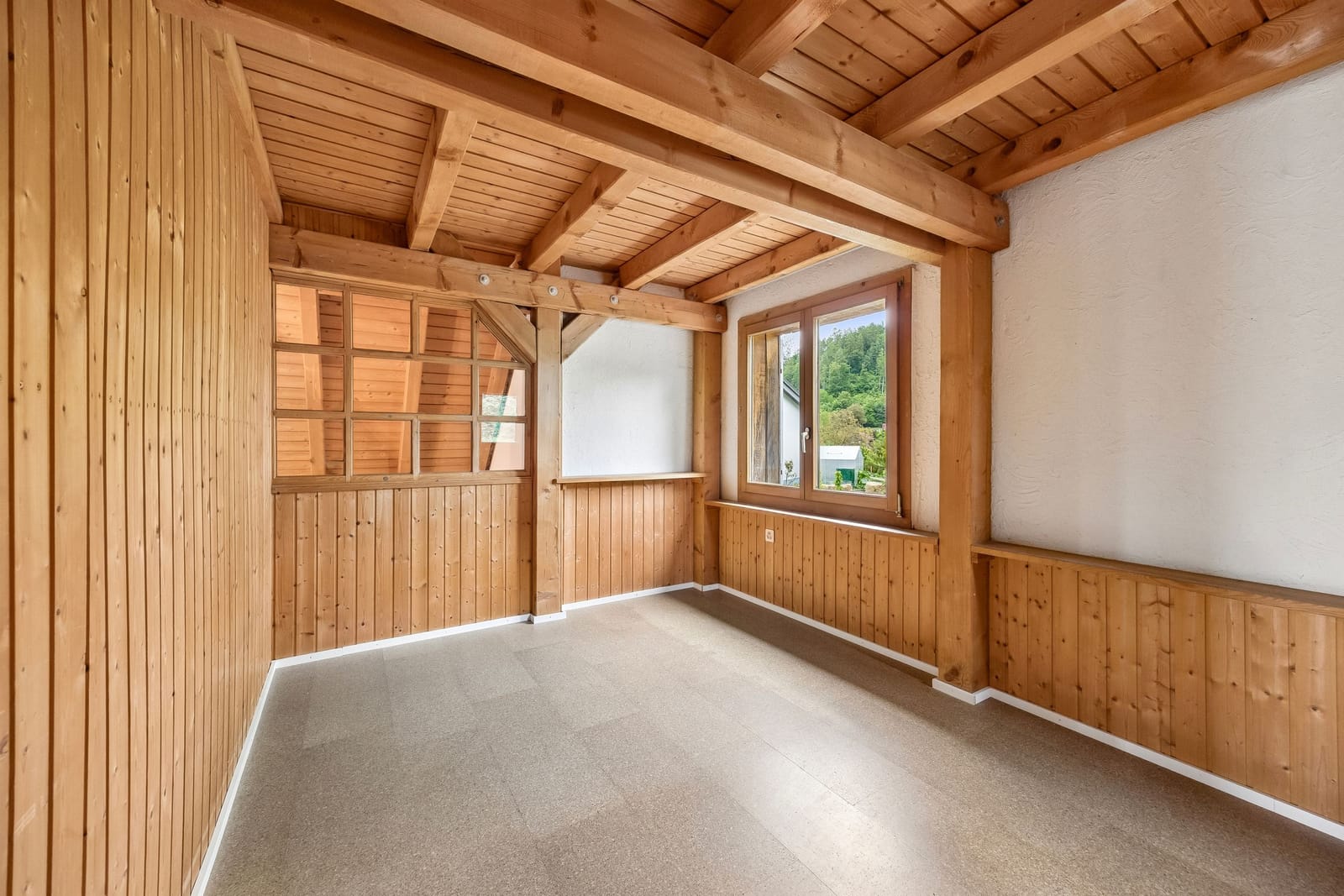 Einfamilienhaus mit grossem Garten, Charakter, Ruhe und herrlicher Fernsicht — Ansicht 4