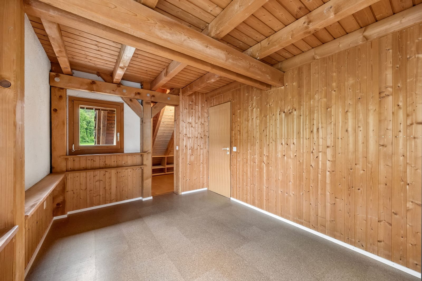 Einfamilienhaus mit grossem Garten, Charakter, Ruhe und herrlicher Fernsicht — Ansicht 5