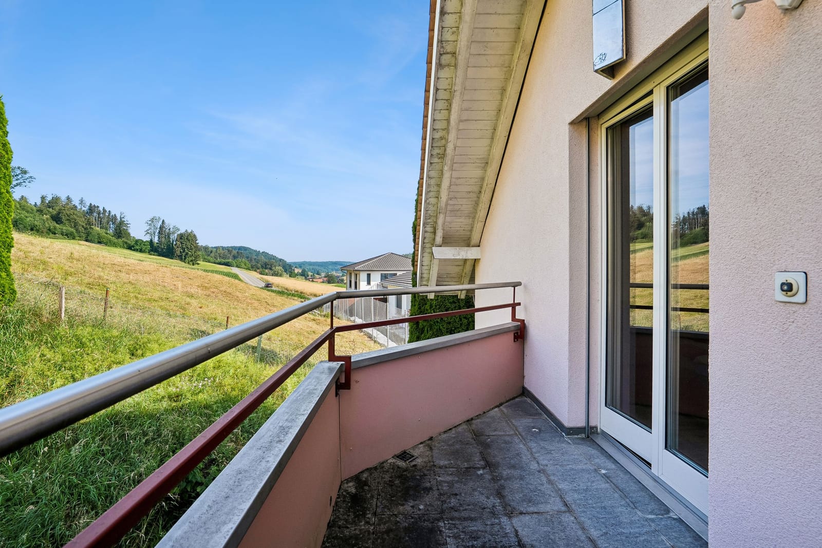 Grosszügiges 7.5-Zimmer-EFH mit weitläufigem Grundstück in Rickenbach LU — Ansicht 14