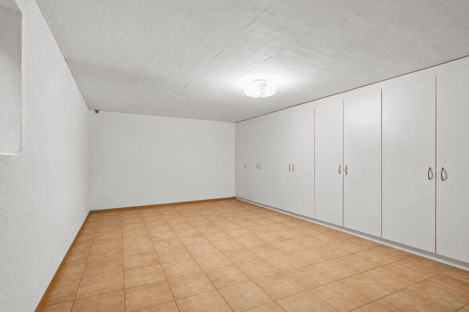 Grosszügiges 7.5-Zimmer-EFH mit weitläufigem Grundstück in Rickenbach LU — Ansicht 19