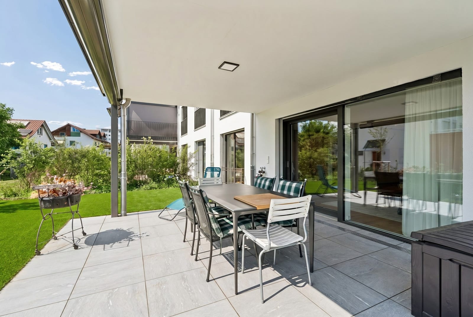 Wohnen wie im Einfamilienhaus – 4.5 Zimmer mit riesigem Privatgarten — Ansicht 13