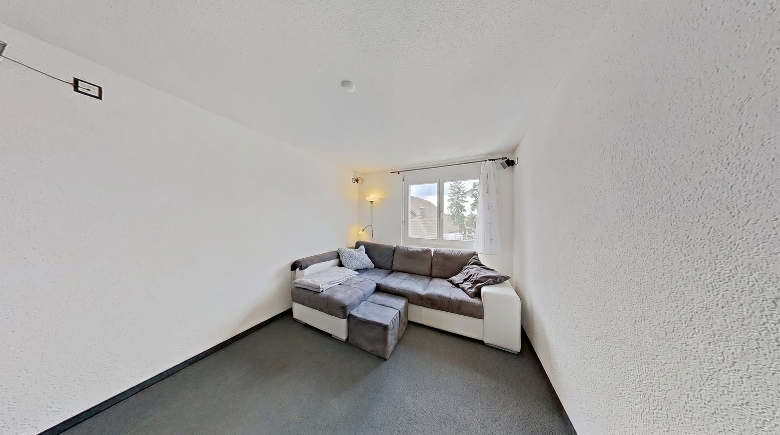 Einziehen und wohlfühlen – gepflegtes 5.5 Zimmer Einfamilienhaus — Ansicht 10