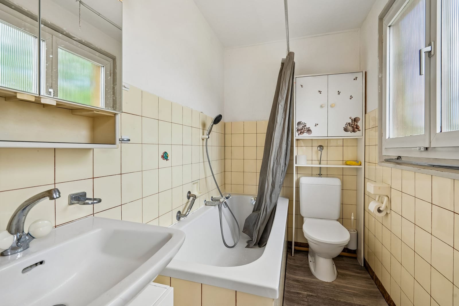 Zentrales Wohn- & Geschäftshaus mit Terrasse in Frick — Ansicht 6