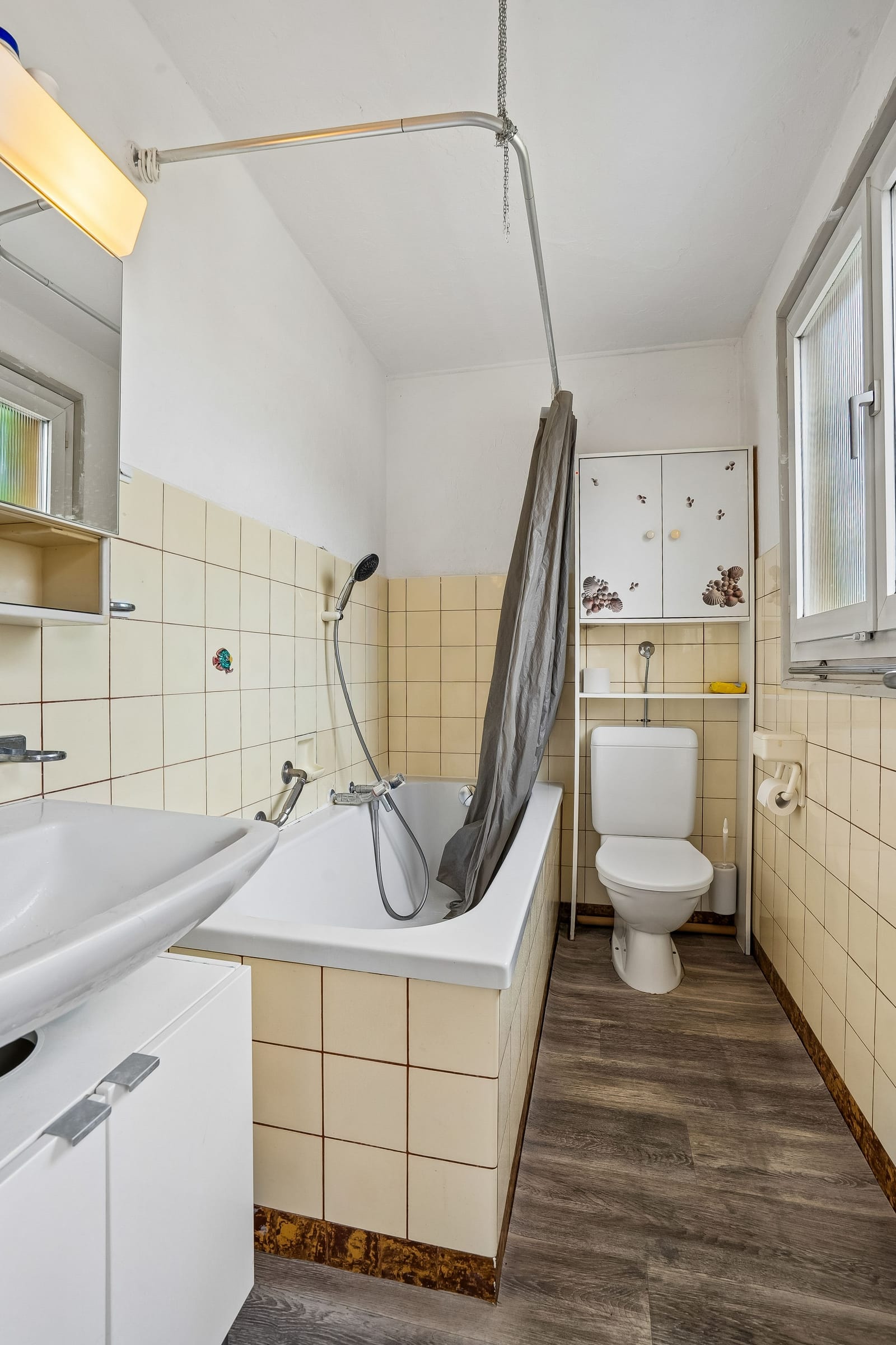 Zentrales Wohn- & Geschäftshaus mit Terrasse in Frick — Ansicht 7