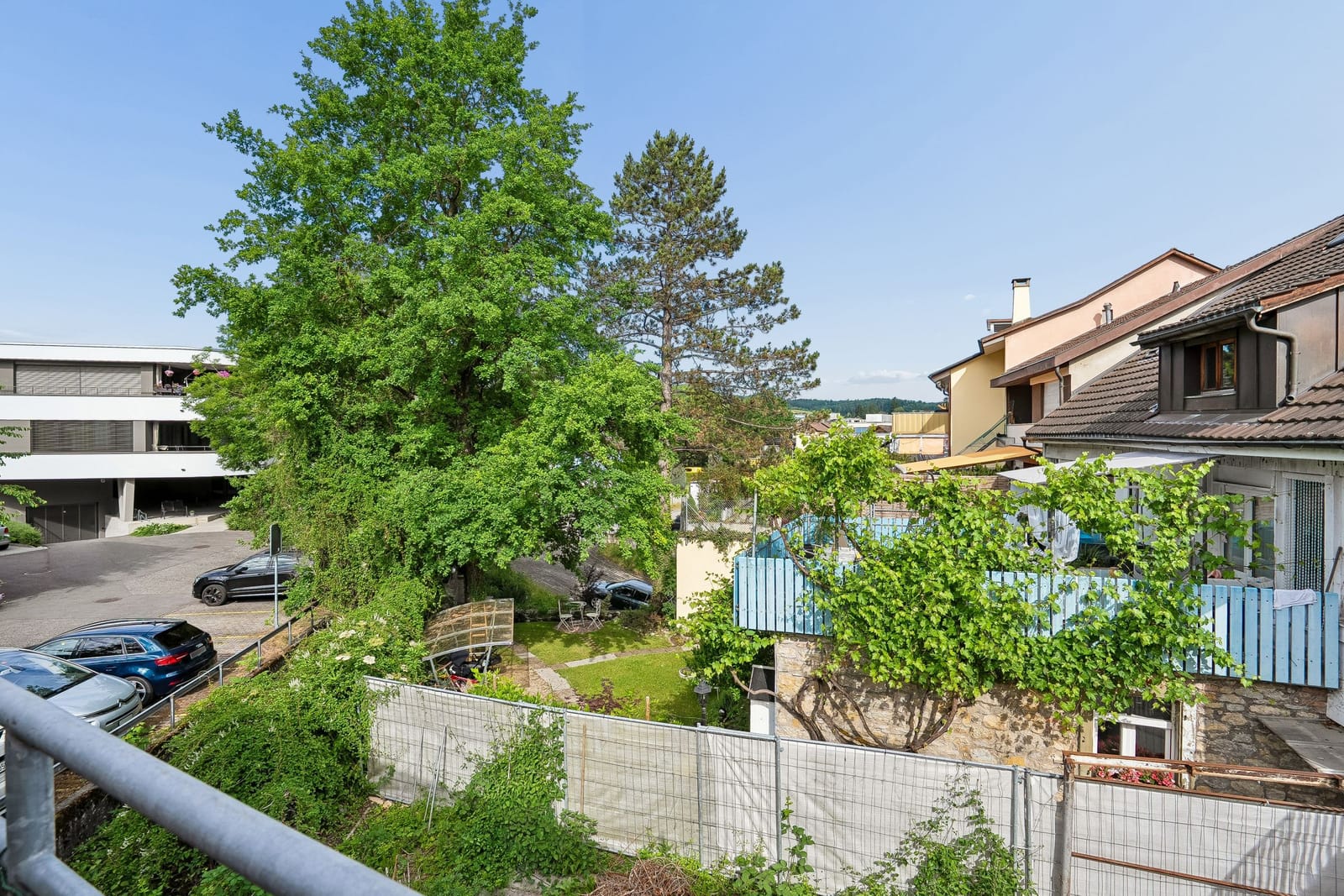 Zentrales Wohn- & Geschäftshaus mit Terrasse in Frick — Ansicht 2