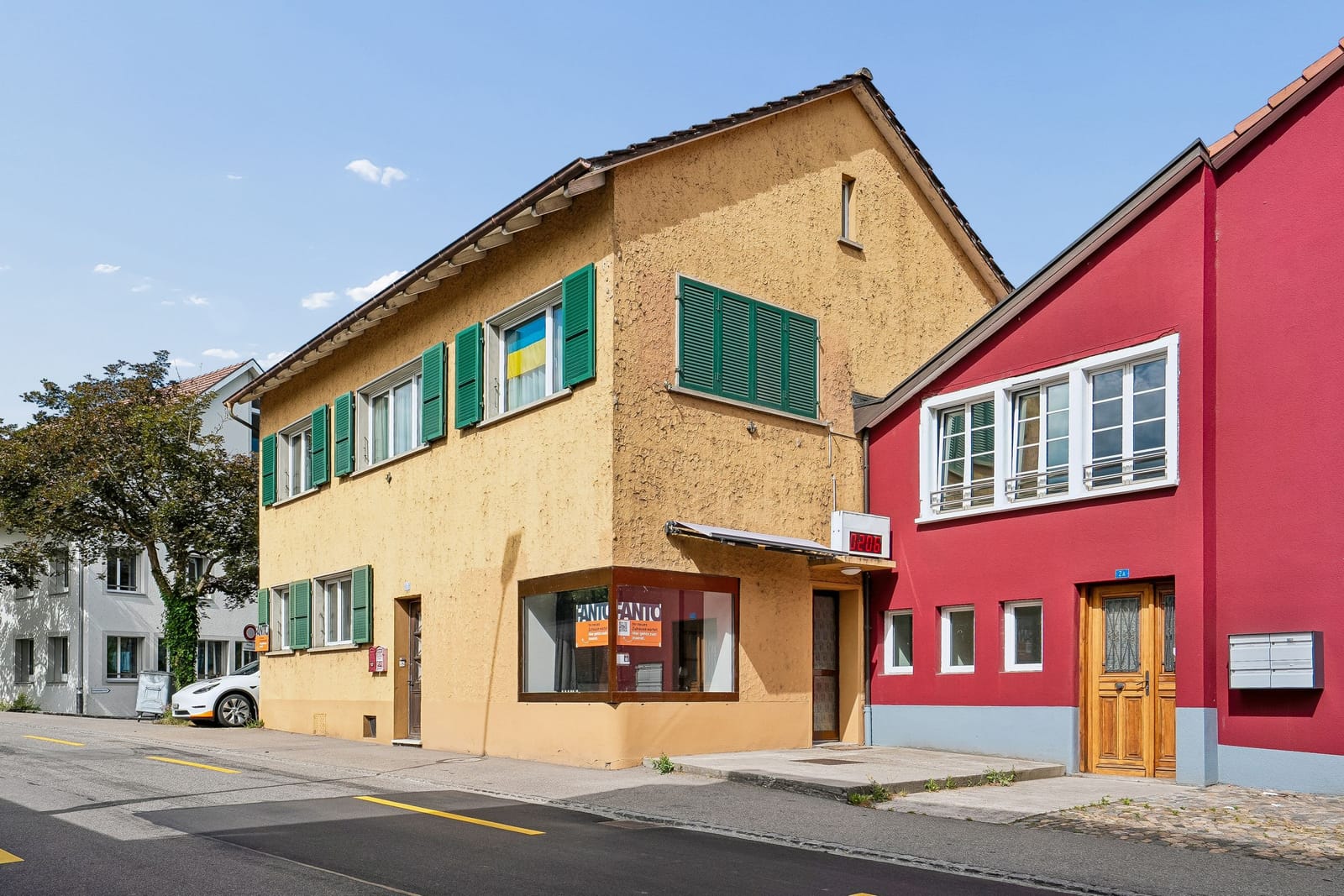 Zentrales Wohn- & Geschäftshaus mit Terrasse in Frick — Ansicht 25