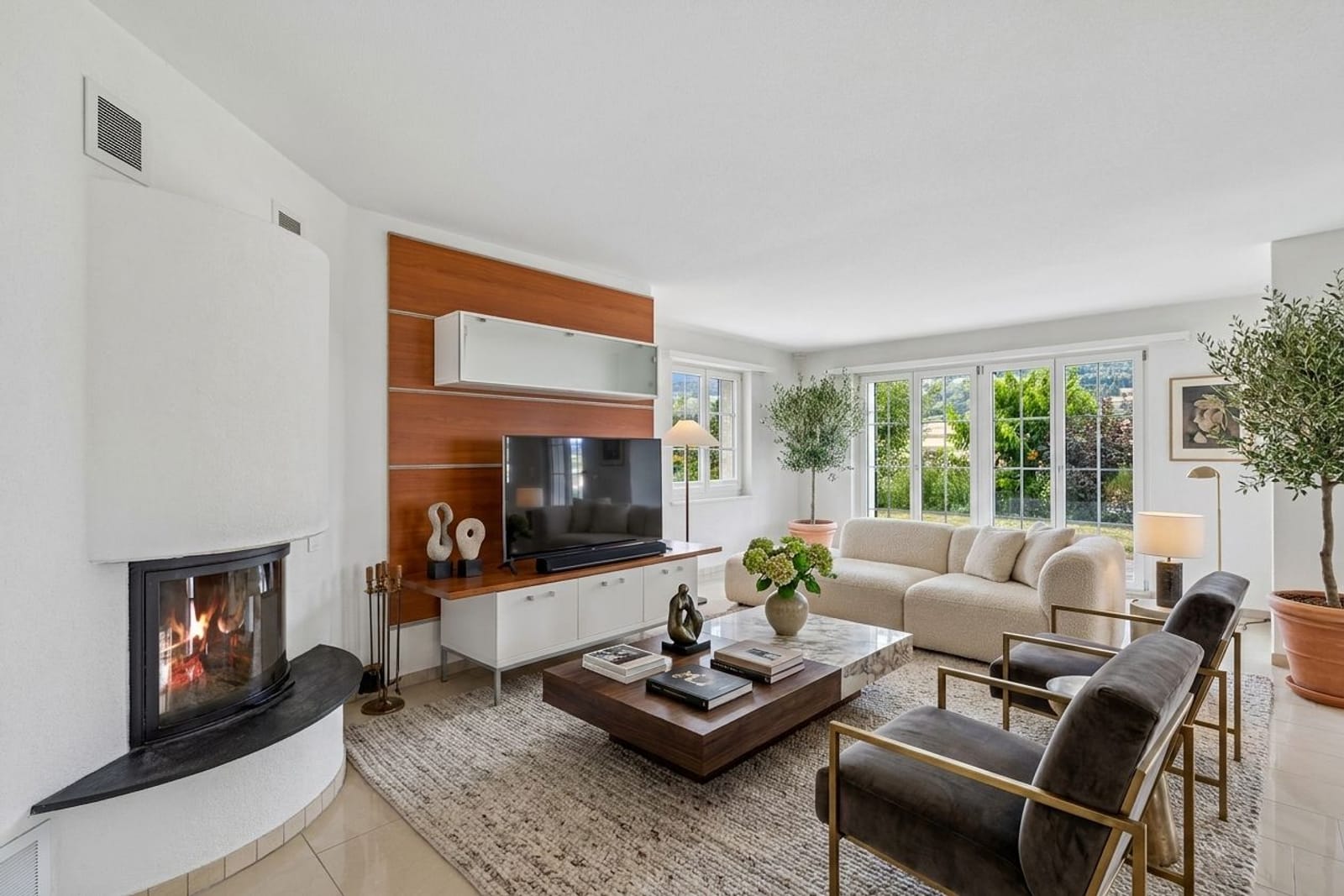 Exklusive Landhausvilla mit Türmli an sonniger Südwesthanglage, nur 30 Minuten bis Zürich HB — Ansicht 5
