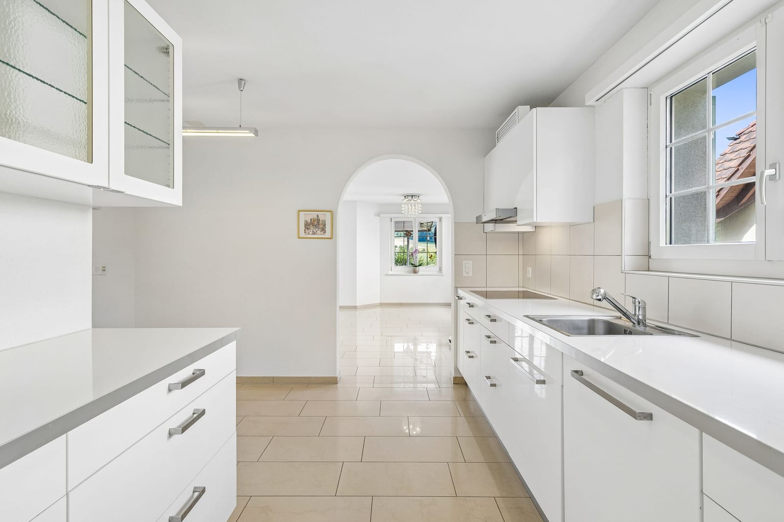 Exklusive Landhausvilla mit Türmli an sonniger Südwesthanglage, nur 30 Minuten bis Zürich HB — Ansicht 10