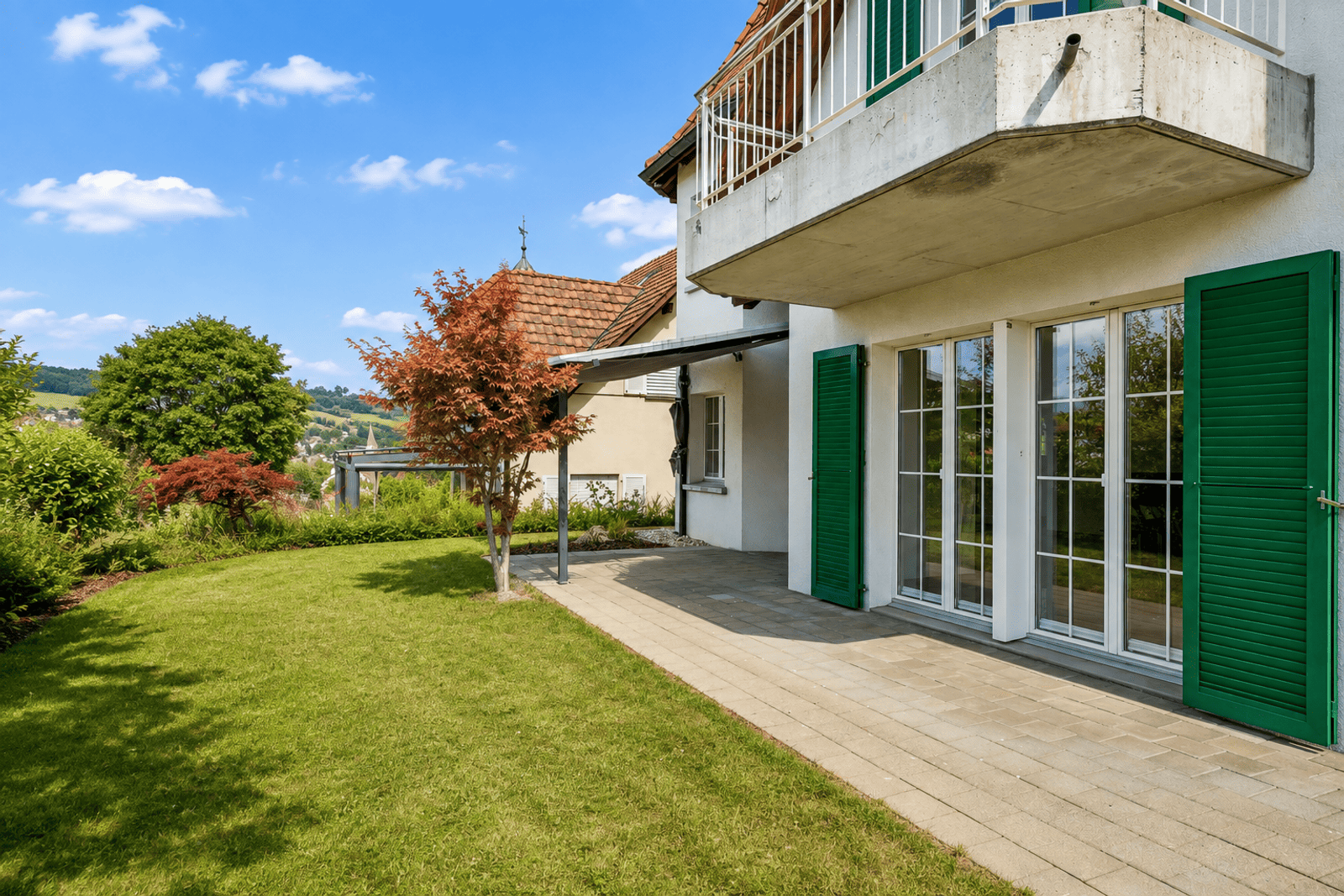 Exklusive Landhausvilla mit Türmli an sonniger Südwesthanglage, nur 30 Minuten bis Zürich HB — Ansicht 3