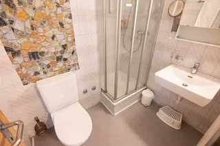 Objektbild Dorfstrasse 8, 3703 Aeschi bei Spiez